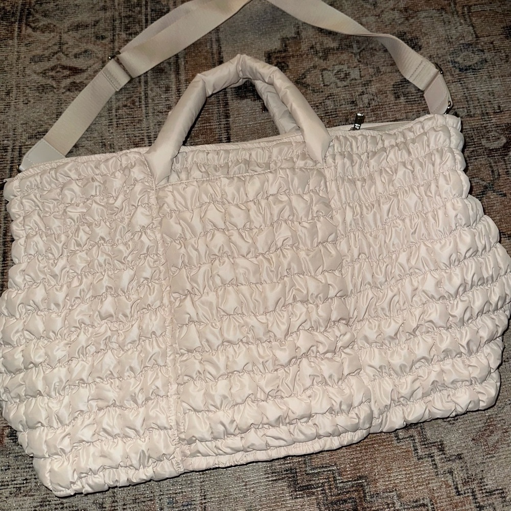 Cream Weekend bag